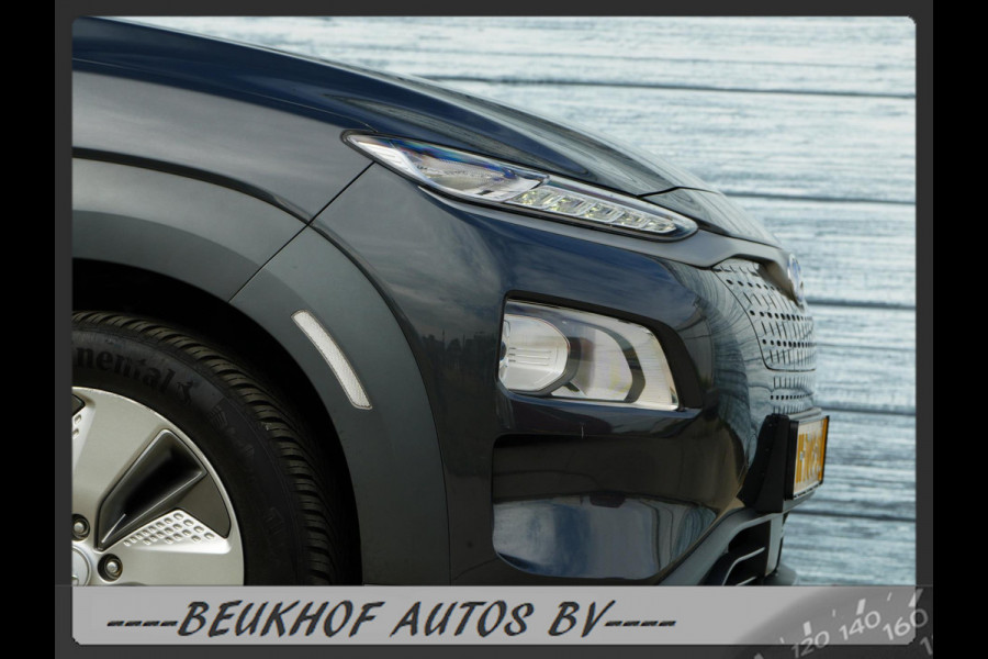 Hyundai Kona EV Comfort 64 kWh Carplay Navi Camera Soh 100%