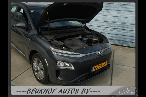 Hyundai Kona EV Comfort 64 kWh Carplay Navi Camera Soh 100%