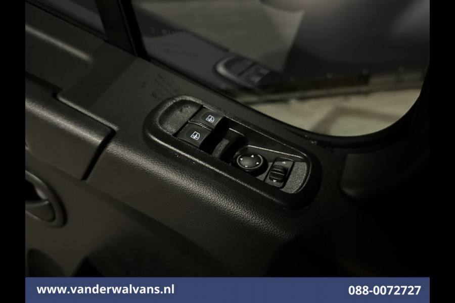 Renault Master 2.3 dCi 145pk Bakwagen 233cm Hoog Laadklep Zijdeur Euro6 Airco | LED | Cruisecontrol | Lat om Lat Betimmering Bijrijdersbank, 932kg laadvermogen