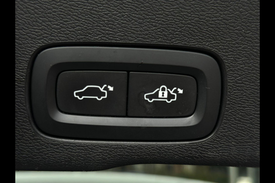 Volvo XC60 2.0 T8 317 pk Plug-in hybrid AWD R-Design, facelift, afn.trekhaak, parelmoer,panoramadak, VOL OPTIES, nl auto met nap