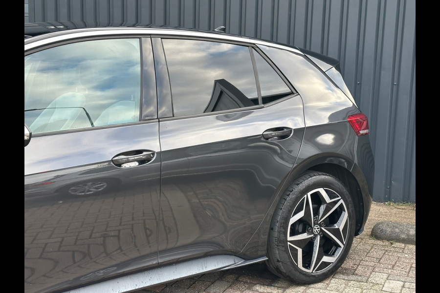 Volkswagen ID.3 First Plus 58 kWh camera / stoelverw.