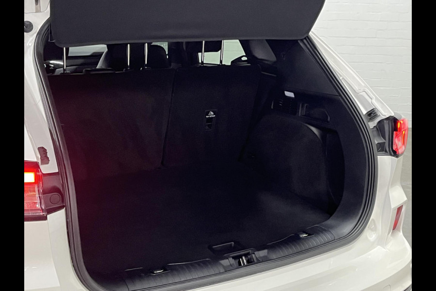 Ford Kuga 1.5 EcoBoost ST-Line X *1800 kg Trekgewicht | Trekhaak | Adapt. cruise control | Stoel-/Stuurverwarming | B&O | Carplay