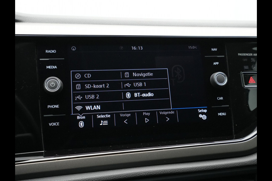 Volkswagen Polo 1.0 TSI 95pk R-Line Navigatie Carplay Acc Pdc 248