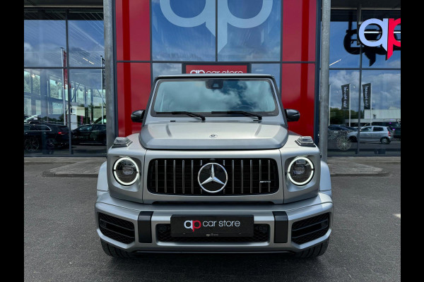 Mercedes-Benz G-Klasse 63 AMG Night Pakket Full Carbon Panorama Burmester Magno grey Mercedes-Benz G-Klasse 63 AMG Night Pakket Full Carbon Panorama Burmester Magno grey