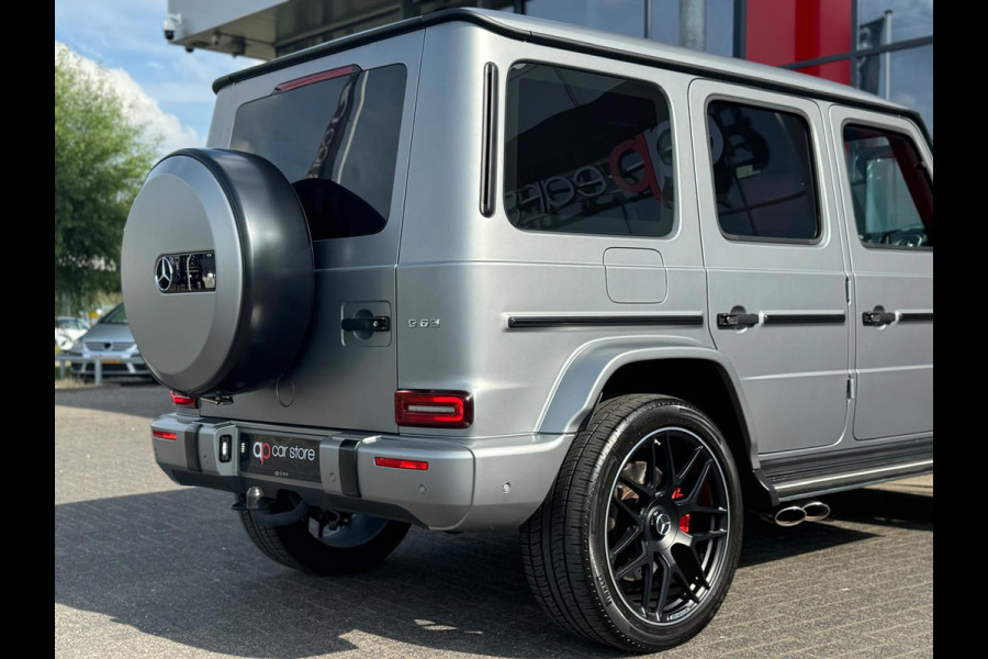 Mercedes-Benz G-Klasse 63 AMG Night Pakket Full Carbon Panorama Burmester Magno grey Mercedes-Benz G-Klasse 63 AMG Night Pakket Full Carbon Panorama Burmester Magno grey