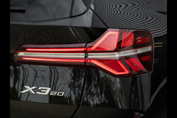 BMW X3 xDrive20i M-Sport - Driving + Parking Ass Plus - Harman Kardon - Stoelverwarming