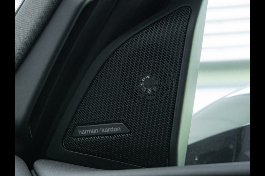 BMW X3 xDrive20i M-Sport - Driving + Parking Ass Plus - Harman Kardon - Stoelverwarming