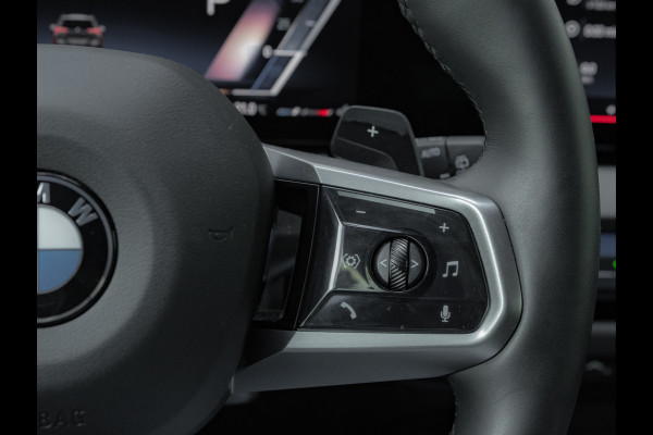 BMW X3 xDrive20i M-Sport - Driving + Parking Ass Plus - Harman Kardon - Stoelverwarming