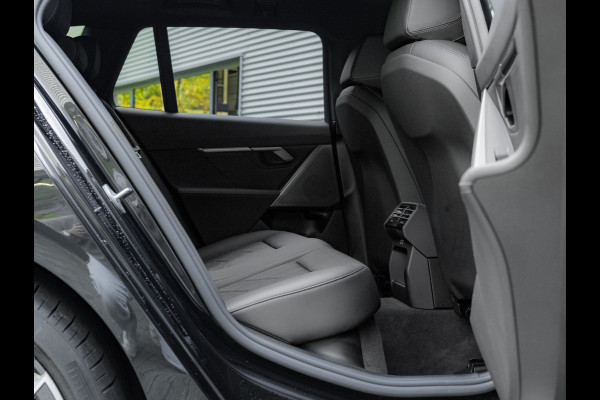BMW 5 Serie Touring 520i M-Sport - Driving + Parking Ass Plus - Head-Up - Adaptive LED