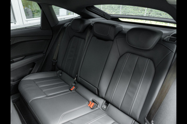 Audi Q4 Sportback e-tron 35 - Pano - Camera - Stoelverwarming - Leder - Keyless - Warmtepomp - 55 kWh Audi Q4 Sportback e-tron 35 - Pano - Camera - Stoelverwarming - Leder - Keyless - Warmtepomp - 55 kWh