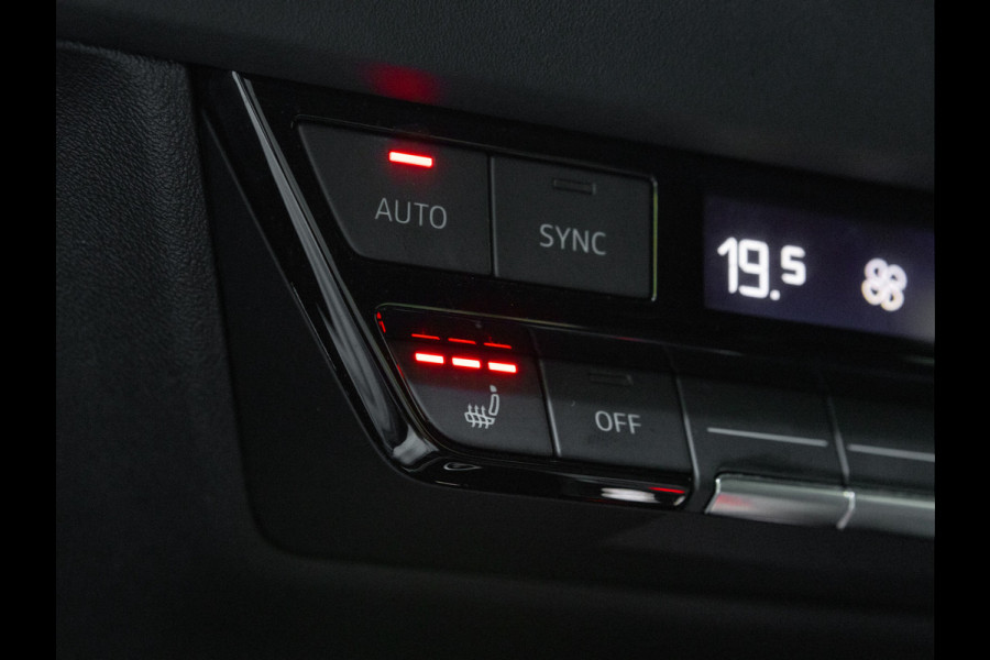 Audi Q4 Sportback e-tron 35 - Pano - Camera - Stoelverwarming - Leder - Keyless - Warmtepomp - 55 kWh Audi Q4 Sportback e-tron 35 - Pano - Camera - Stoelverwarming - Leder - Keyless - Warmtepomp - 55 kWh