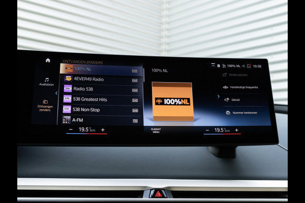 BMW iX xDrive40 - Sportpakket - Pano - Harman Kardon - Stoelventilatie - Driving Ass Prof BMW iX xDrive40 - Sportpakket - Pano - Harman Kardon - Stoelventilatie - Driving Ass Prof