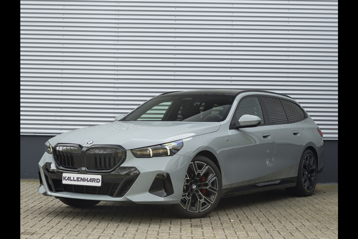 BMW 5 Serie Touring 520d xDrive - M-Sport Pro - Pano - Trekhaak - ACC - Harman Kardon BMW 5 Serie Touring 520d xDrive - M-Sport Pro - Pano - Trekhaak - ACC - Harman Kardon