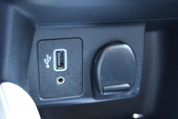 Nissan Micra 1.0 IG-T N-Connecta Automaat Pdc Stoelverw Carplay