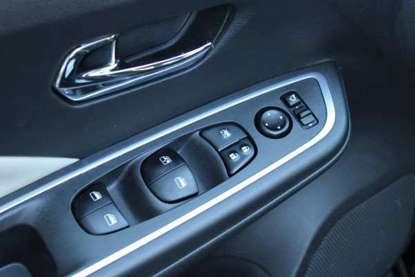 Nissan Micra 1.0 IG-T N-Connecta Automaat Pdc Stoelverw Carplay