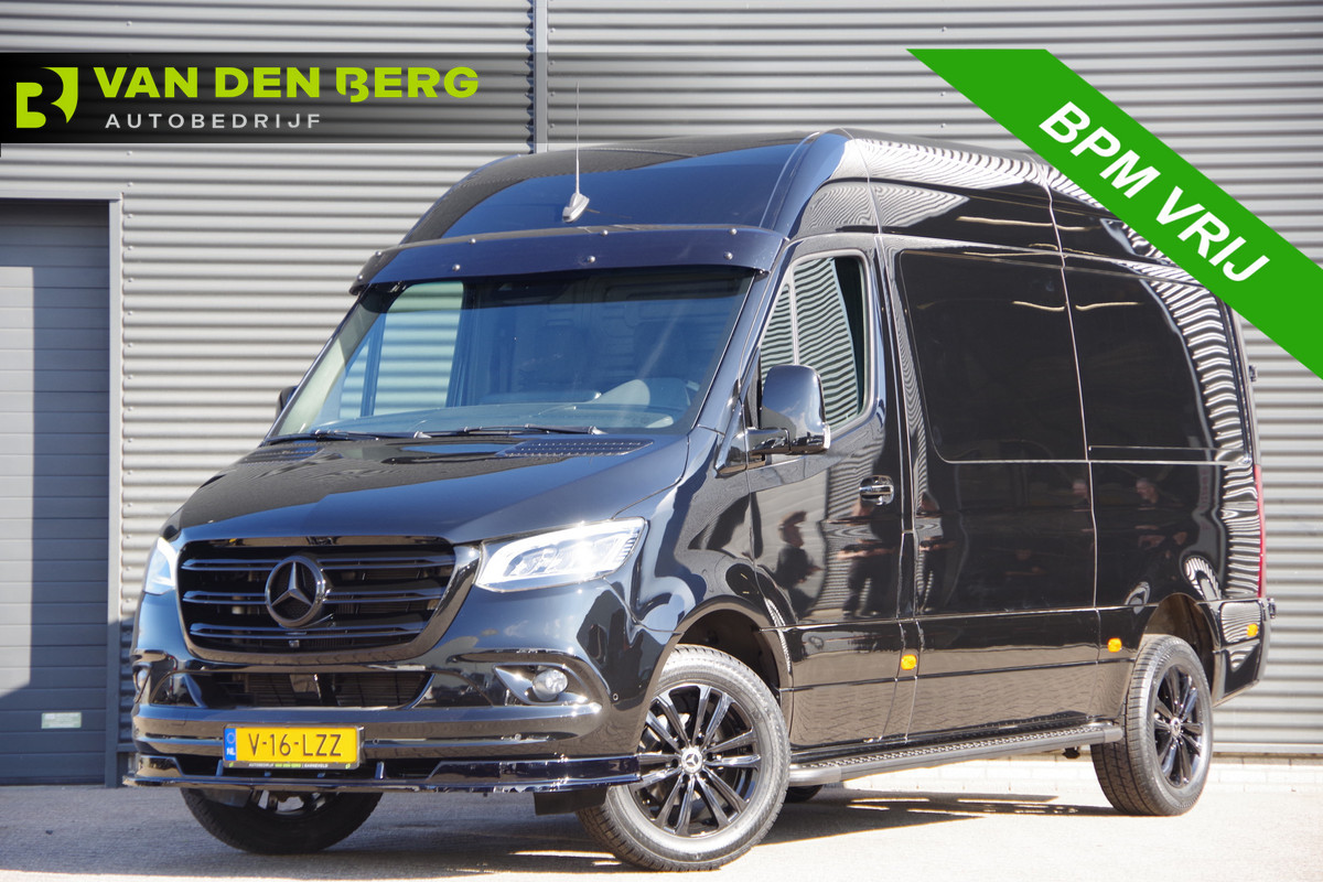Mercedes-Benz Sprinter 319 3.0 CDI V6 L2H2 AUT. LED, 360 CAMERA, TREKHAAK, STANDKACHEL, MBUX 10'', CRUISE, NAVI, CLIMA, PARKEERSENSOREN Mercedes-Benz Sprinter 319 3.0 CDI V6 L2H2 AUT. LED, 360 CAMERA, TREKHAAK, STANDKACHEL, MBUX 10'', CRUISE, NAVI, CLIMA, PARKEERSENSOREN