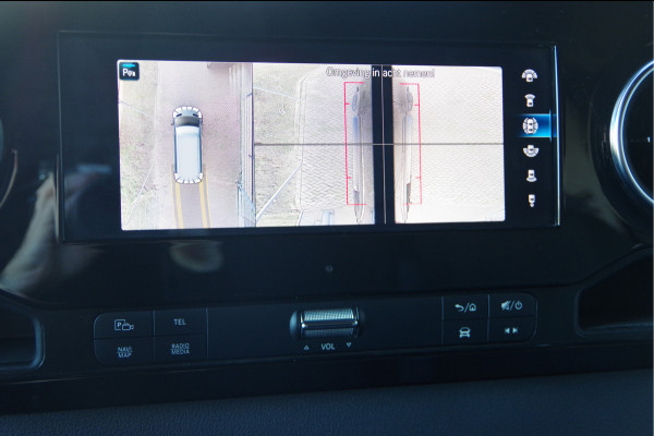 Mercedes-Benz Sprinter 319 3.0 CDI V6 L2H2 AUT. LED, 360 CAMERA, TREKHAAK, STANDKACHEL, MBUX 10'', CRUISE, NAVI, CLIMA, PARKEERSENSOREN