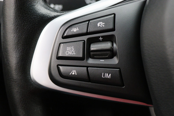 BMW X1 sDrive18i High Executive Automaat Leer, ACC, Head-Up, Navigatie, LED, Afn. Trekhaak, 18"