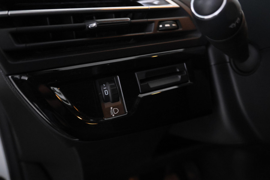 Citroën C4 Picasso 1.6 BlueHDI Business 94g. Massage stoelen, Navigatie, Airco.
