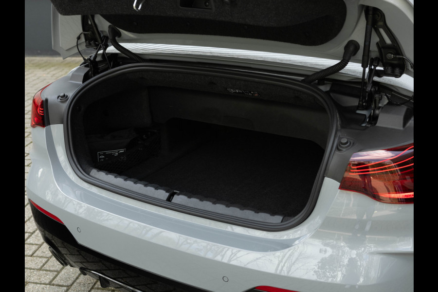 BMW 4 Serie Cabrio 430i xDrive M-Sport Pro - Widescreen - Camera - Hifi - Stoelverwarming