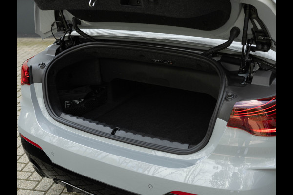 BMW 4 Serie Cabrio 430i xDrive M-Sport Pro - Widescreen - Camera - Hifi - Stoelverwarming