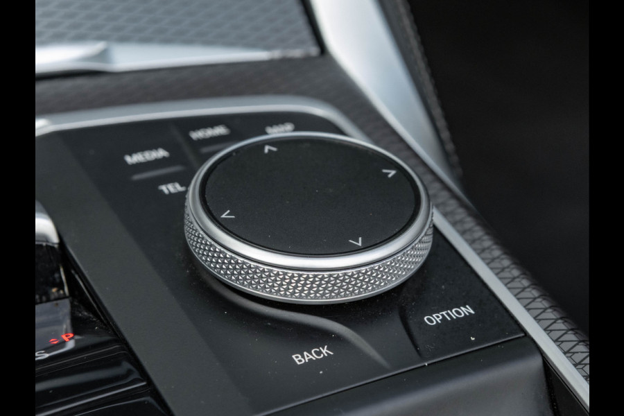 BMW 4 Serie Cabrio 430i xDrive M-Sport Pro - Widescreen - Camera - Hifi - Stoelverwarming