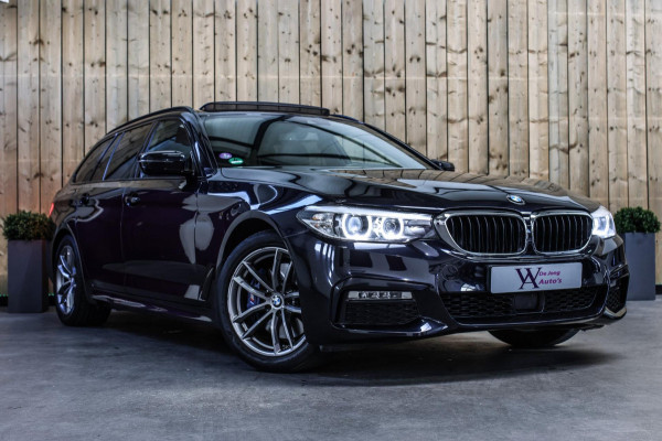 BMW 5 Serie Touring 530i M-Sport *Pano*Camera*Head-Up*Trekhaak*