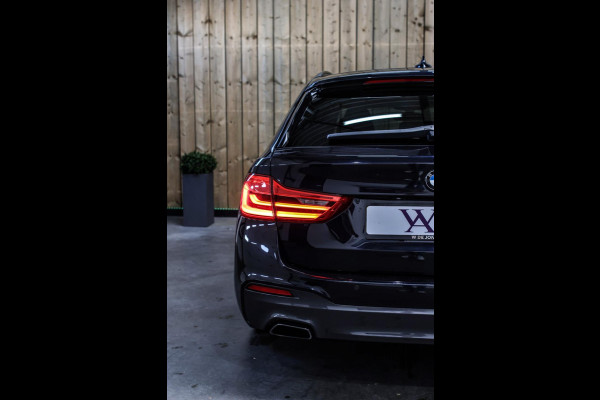 BMW 5 Serie Touring 530i M-Sport *Pano*Camera*Head-Up*Trekhaak*