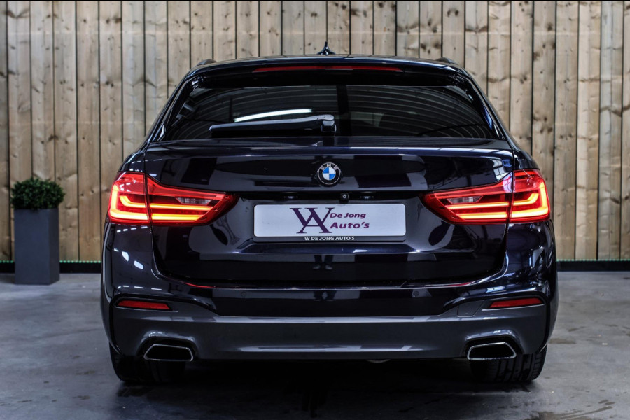 BMW 5 Serie Touring 530i M-Sport *Pano*Camera*Head-Up*Trekhaak*