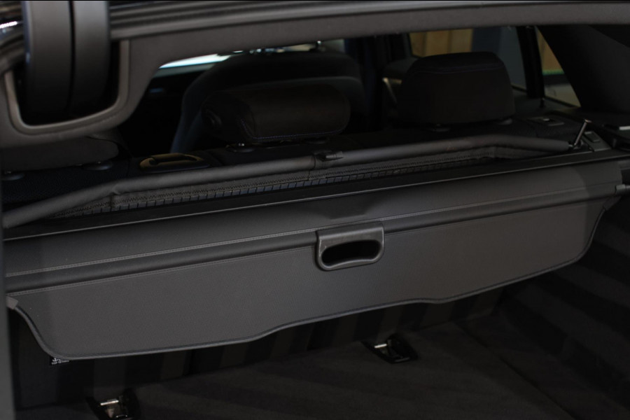 BMW 5 Serie Touring 530i M-Sport *Pano*Camera*Head-Up*Trekhaak*