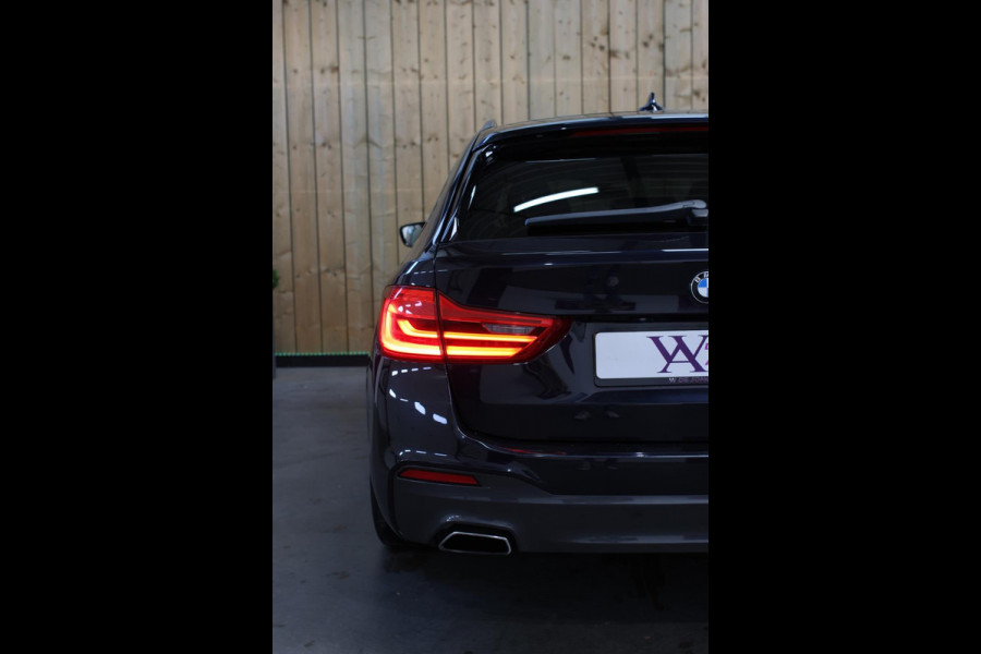 BMW 5 Serie Touring 530i M-Sport *Pano*Camera*Head-Up*Trekhaak*