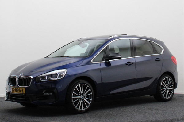 BMW 2 Serie Active Tourer 218i High Executive Automaat Panoramadak, Leer, Head-Up, Camera, Navigatie, Trekhaak