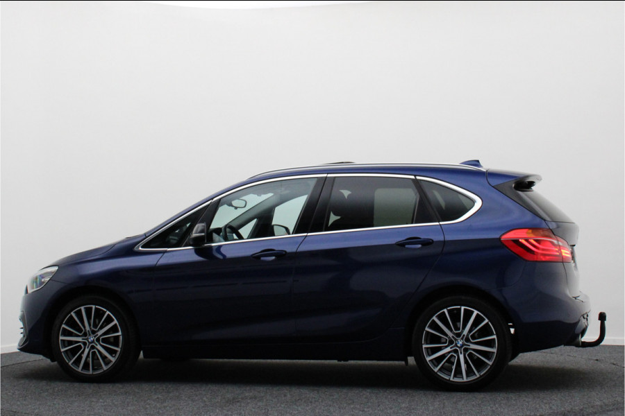 BMW 2 Serie Active Tourer 218i High Executive Automaat Panoramadak, Leer, Head-Up, Camera, Navigatie, Trekhaak