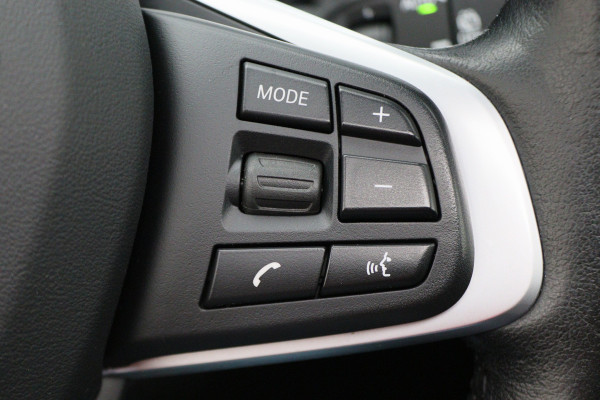 BMW 2 Serie Active Tourer 218i High Executive Automaat Panoramadak, Leer, Head-Up, Camera, Navigatie, Trekhaak