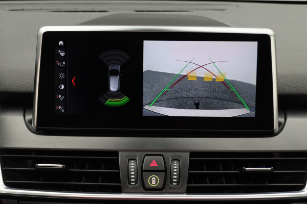 BMW 2 Serie Active Tourer 218i High Executive Automaat Panoramadak, Leer, Head-Up, Camera, Navigatie, Trekhaak