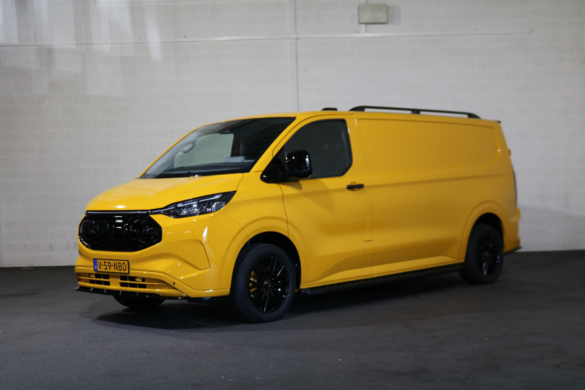Ford E-Transit Cust. L2 H1 65 kWh Black Edition Ford E-Transit Cust. L2 H1 65 kWh Black Edition