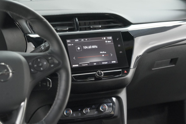 Opel Corsa 1.2 Turbo 100 Ultimate | Panoramadak | Camera | Dodehoekdetectie | Apple Carplay