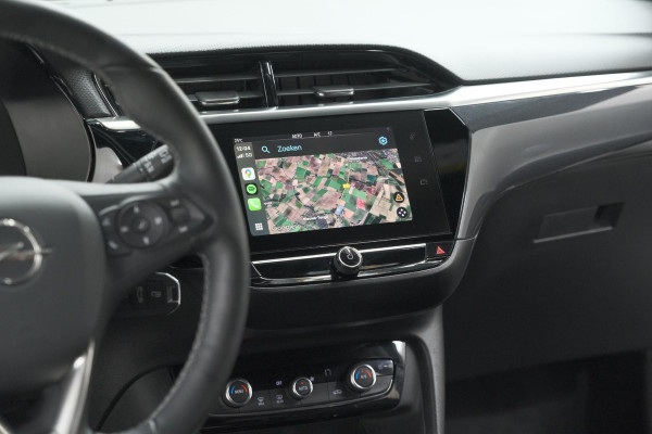 Opel Corsa 1.2 Turbo 100 Ultimate | Panoramadak | Camera | Dodehoekdetectie | Apple Carplay