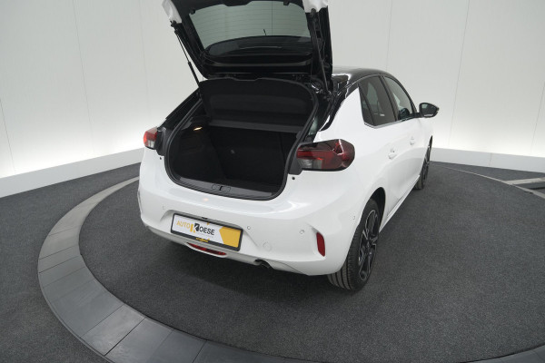 Opel Corsa 1.2 Turbo 100 Ultimate | Panoramadak | Camera | Dodehoekdetectie | Apple Carplay