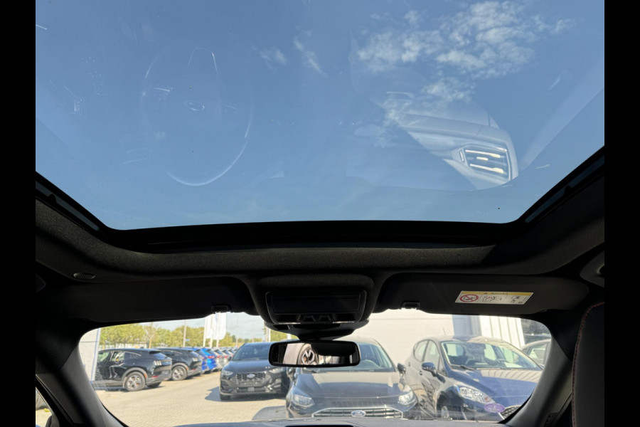 Ford Kuga 2.5 PHEV ST-Line X 225pk | Driver Assistance Pack | Winterpack | Panoramadak | Trekhaak afneembaar | 19 inch velgen | Design pack