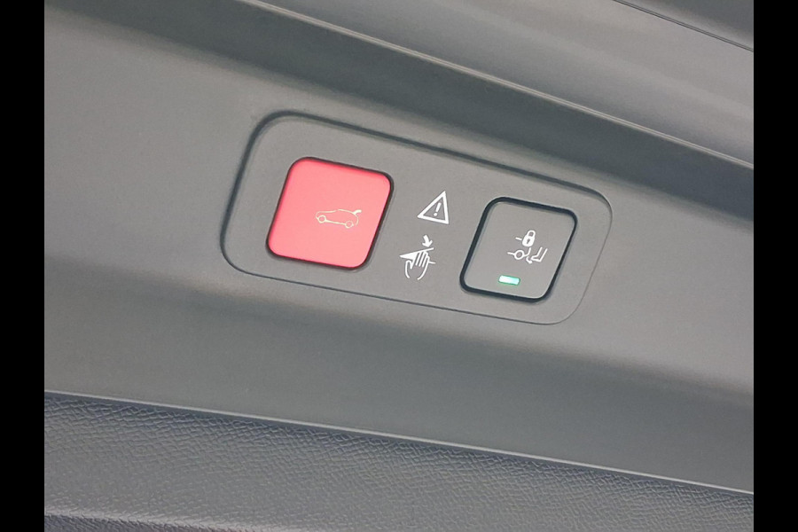 Peugeot 5008 5 zits 1.2 Turbo 130pk GT-Line | Navigatie | Elektrisch Panoramadak | Achteruitrijcamera | Handsfree Kofferklep | Keyless Entry | Apple Carplay/Android Auto |