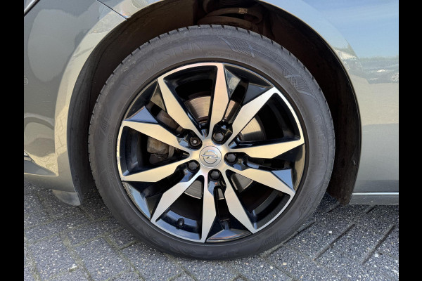Opel Insignia Grand Sport 2.0 BiTurbo 4x4 Exclusive | Panoramadak | 360* Camera | Head-Up Display | Bose | Stoelventilatie/Verwarming |