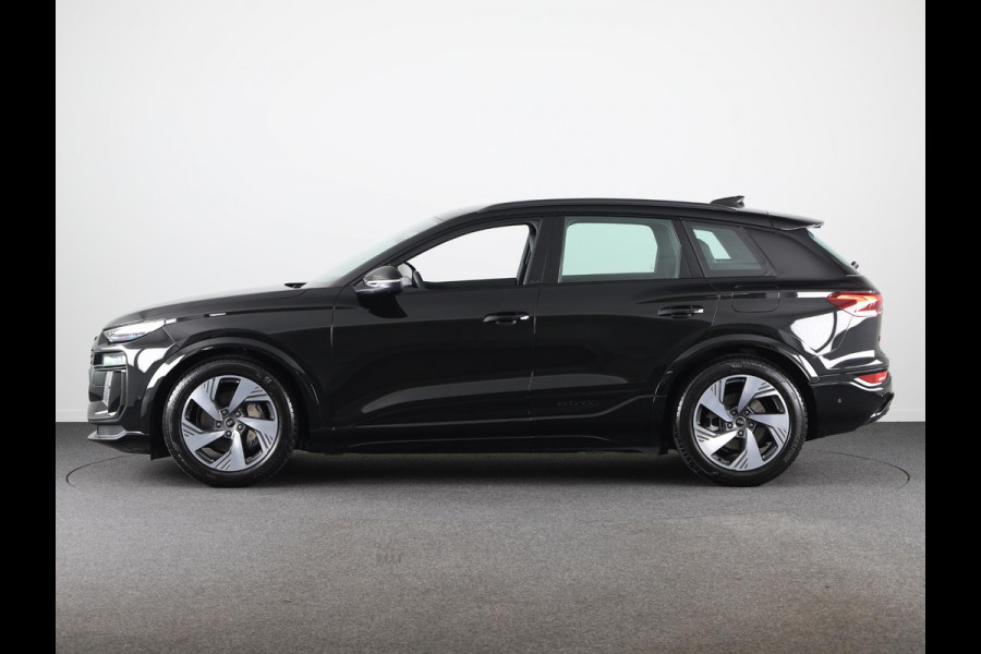 Audi Q6 e-tron S edition performance 100 kWh 306pk | Matrix Led verlichting | Pack Tech | Optiek pakket zwart