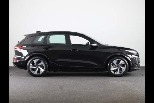 Audi Q6 e-tron S edition performance 100 kWh 306pk | Matrix Led verlichting | Pack Tech | Optiek pakket zwart