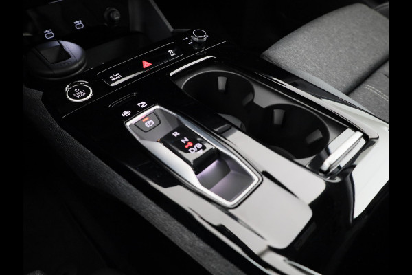 Audi Q6 e-tron S edition performance 100 kWh 306pk | Matrix Led verlichting | Pack Tech | Optiek pakket zwart