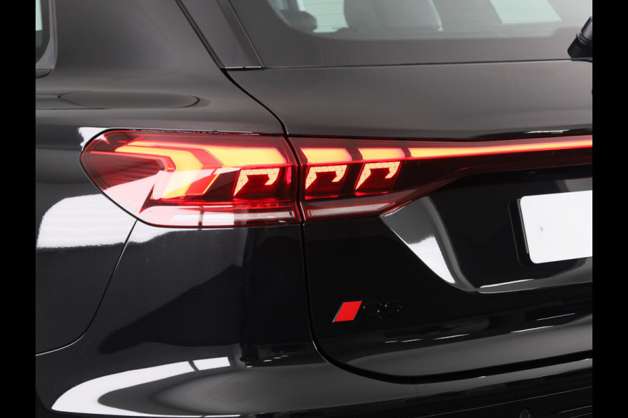 Audi Q6 e-tron S edition performance 100 kWh 306pk | Matrix Led verlichting | Pack Tech | Optiek pakket zwart