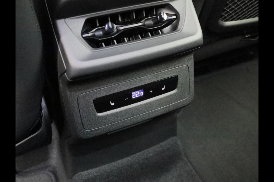 Audi Q6 e-tron S edition performance 100 kWh 306pk | Matrix Led verlichting | Pack Tech | Optiek pakket zwart