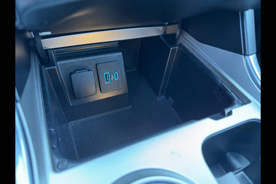 Ford Explorer 3.0 V6 EcoBoost PHEV ST-Line Full Option Ford Explorer 3.0 V6 EcoBoost PHEV ST-Line Full Option