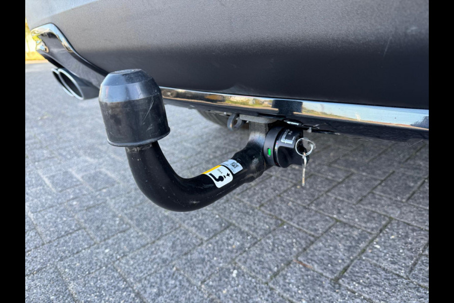 Ford Explorer 3.0 V6 EcoBoost PHEV ST-Line Full Option Ford Explorer 3.0 V6 EcoBoost PHEV ST-Line Full Option