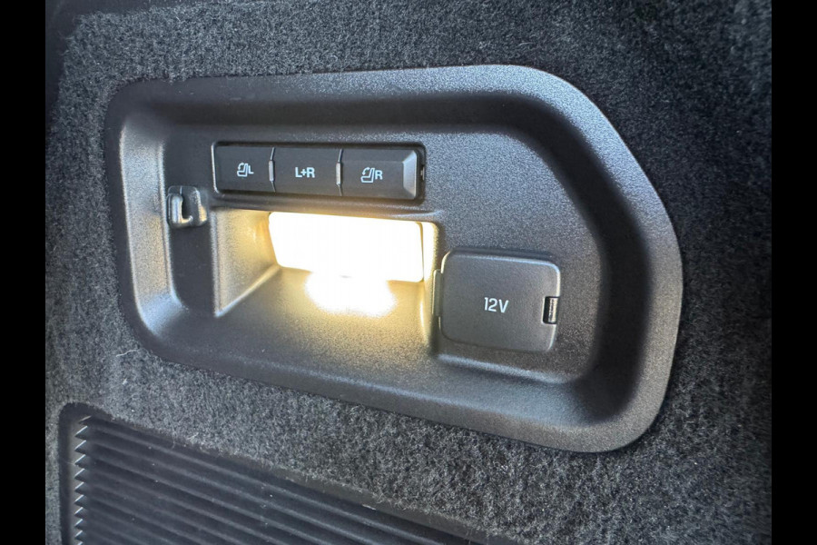 Ford Explorer 3.0 V6 EcoBoost PHEV ST-Line Full Option Ford Explorer 3.0 V6 EcoBoost PHEV ST-Line Full Option